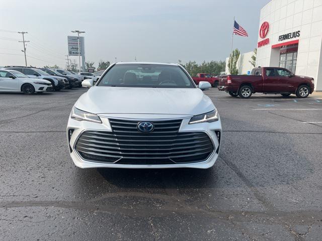 2019 Toyota Avalon Hybrid Limited