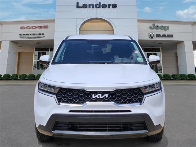 2022 Kia Sorento LX