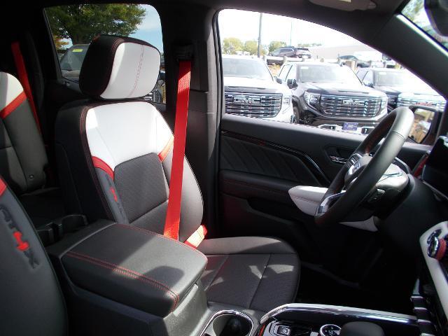 2026 GMC Canyon AT4X, 4WD