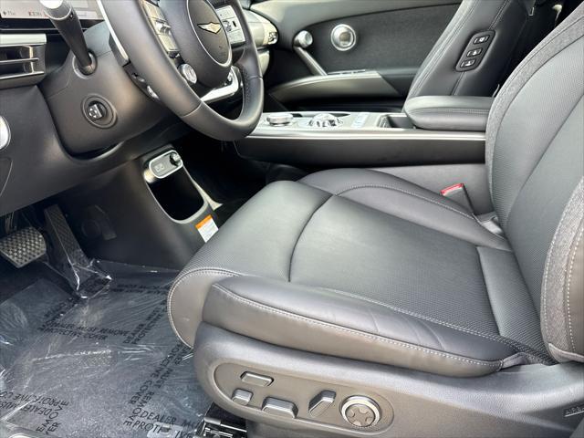 2025 Genesis GV60 Standard RWD
