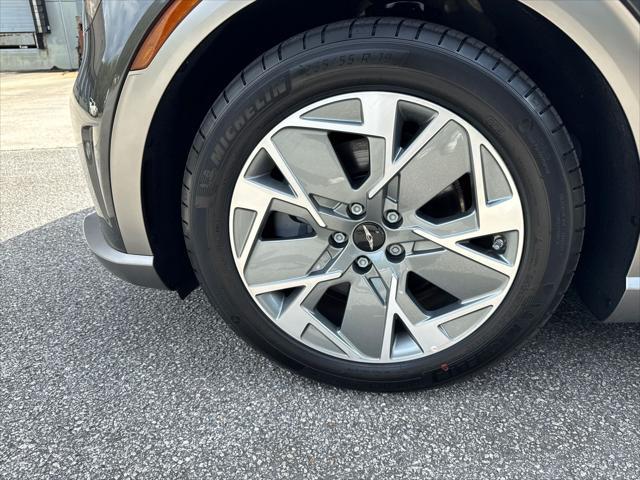 2025 Genesis GV60 Standard RWD