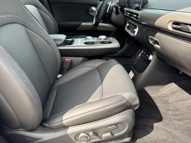 2025 Genesis GV60 Standard RWD