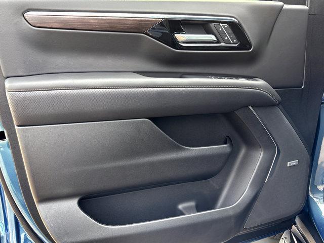 2025 Chevrolet Tahoe 2WD Premier