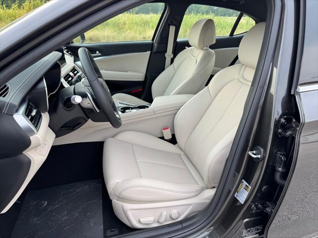 2026 Genesis G70 2.5T RWD