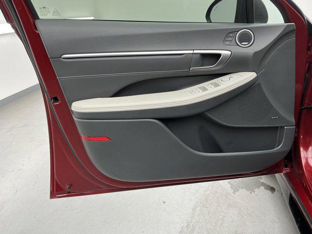 2023 Hyundai Sonata Hybrid Limited