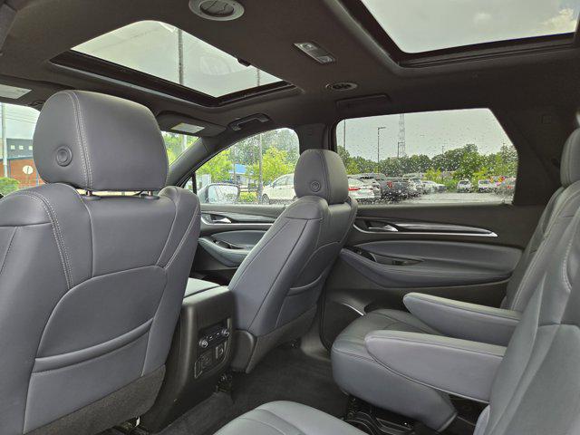 2023 Buick Enclave Essence AWD