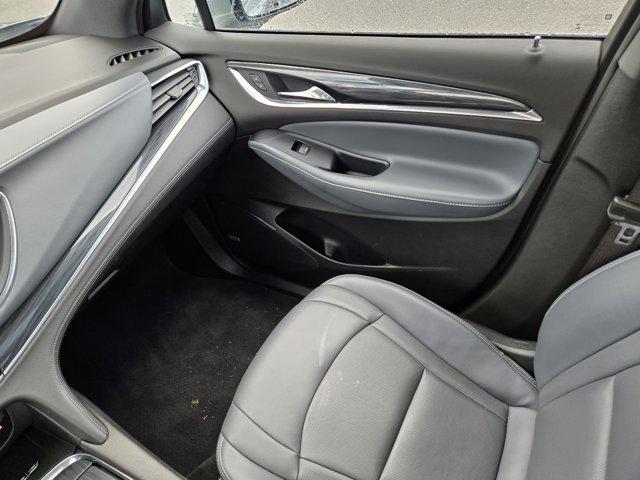 2023 Buick Enclave Essence AWD