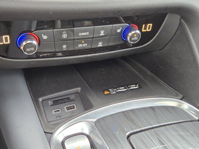 2023 Buick Enclave Essence AWD