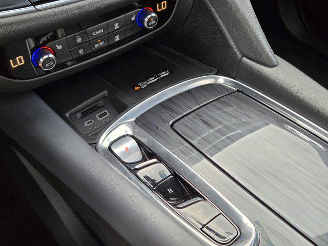 2023 Buick Enclave Essence AWD