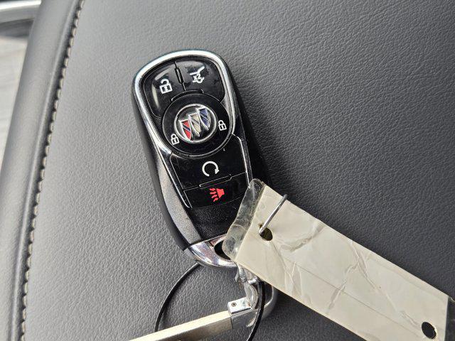 2023 Buick Enclave Essence AWD