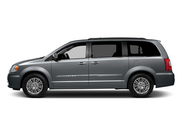 2014 Chrysler Town and Country Touring 2014 Chrysler Town and Country Touring