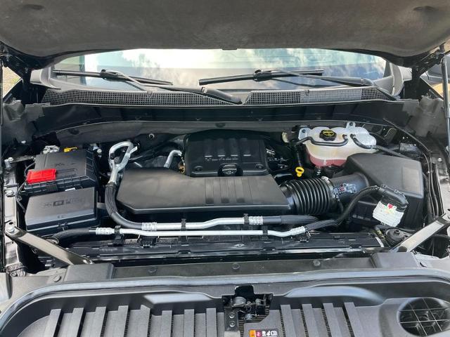 2024 Chevrolet Silverado 1500 4WD Crew Cab Short Bed Custom