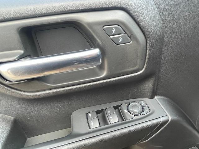 2024 Chevrolet Silverado 1500 4WD Crew Cab Short Bed Custom