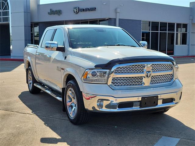 2017 RAM 1500 Laramie Crew Cab 4x4 57 Box 2017 RAM 1500 Laramie Crew Cab 4x4 57 Box