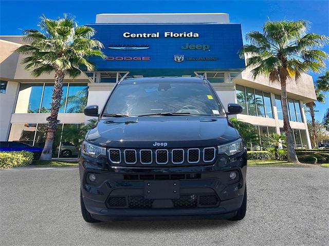 2023 Jeep Compass Latitude Lux FWD