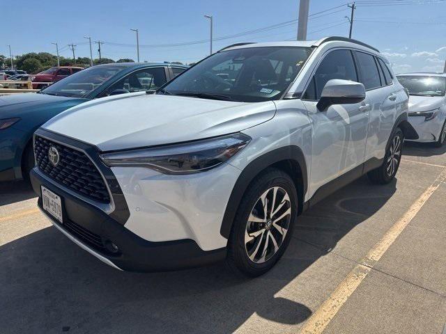 2024 Toyota Corolla Cross XLE