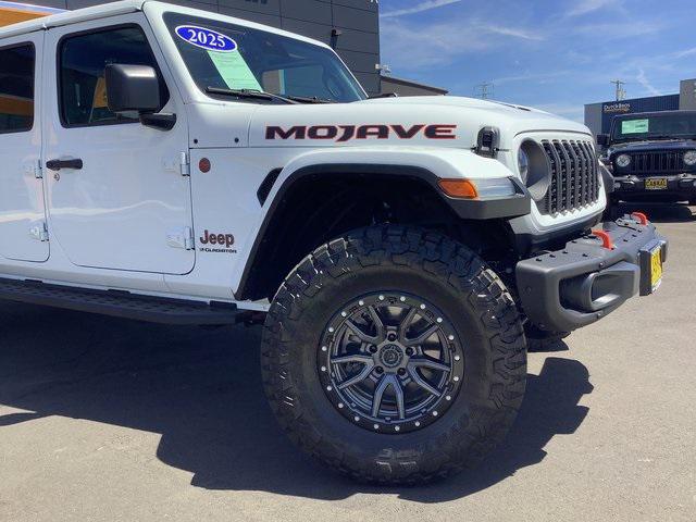 2025 Jeep Gladiator Mojave X