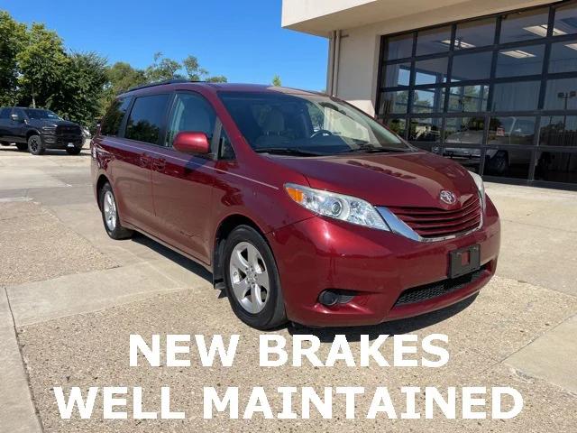 2017 Toyota Sienna LE 8 Passenger 2017 Toyota Sienna LE 8 Passenger