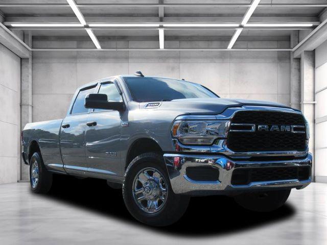 2022 RAM 3500 Tradesman Crew Cab 4x2 8 Box