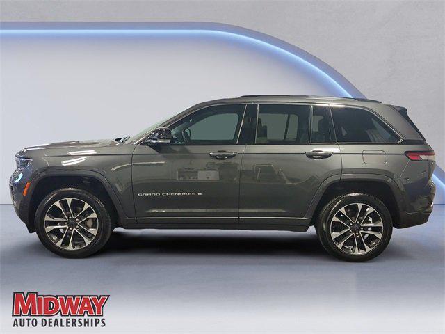 2022 Jeep Grand Cherokee Overland 4x4 2022 Jeep Grand Cherokee Overland 4x4