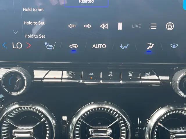 2025 Chevrolet V Blazer eAWD LT