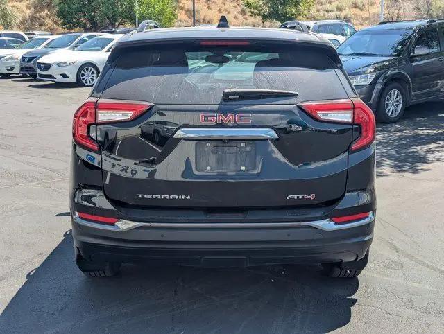 2022 GMC Terrain AWD AT4