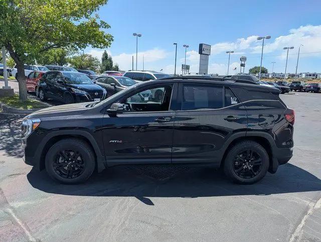 2022 GMC Terrain AWD AT4