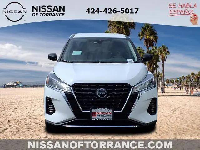2025 Nissan Kicks S