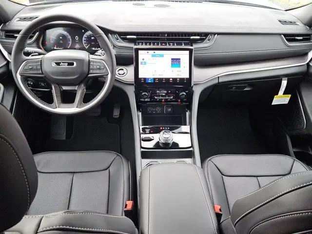 2025 Jeep Grand Cherokee L Limited 4x4