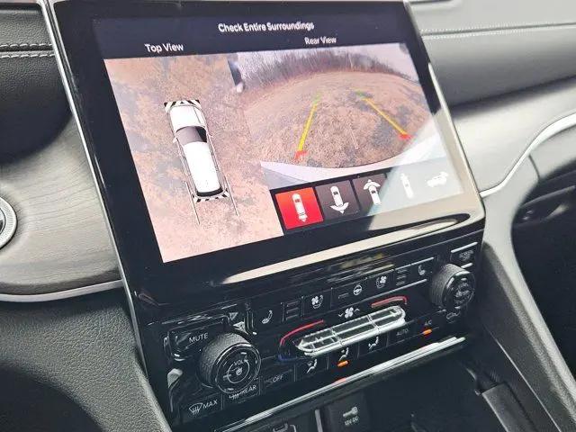 2025 Jeep Grand Cherokee L Limited 4x4