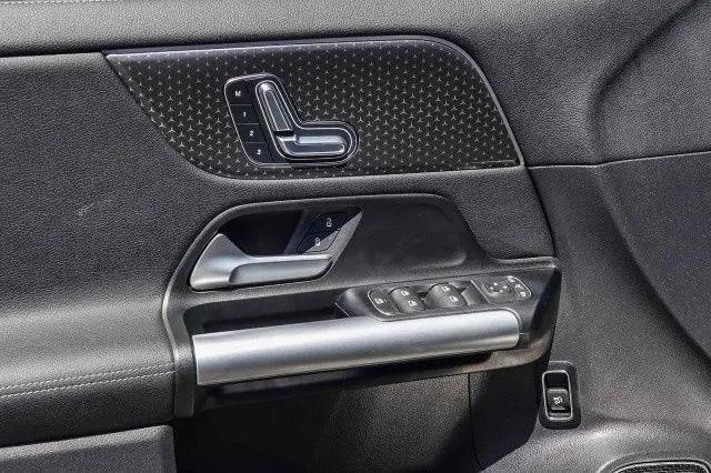 2025 Mercedes-Benz GLA-CLASS 4MATIC
