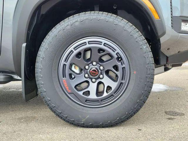2025 Nissan Frontier Crew Cab PRO-4X 4x4