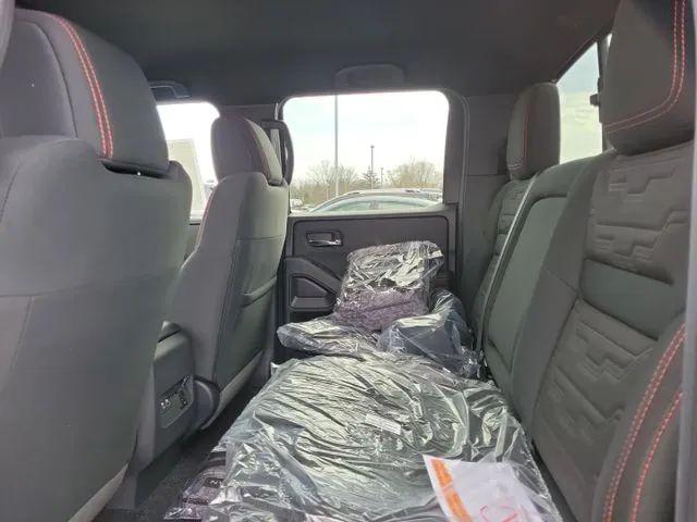 2025 Nissan Frontier Crew Cab PRO-4X 4x4