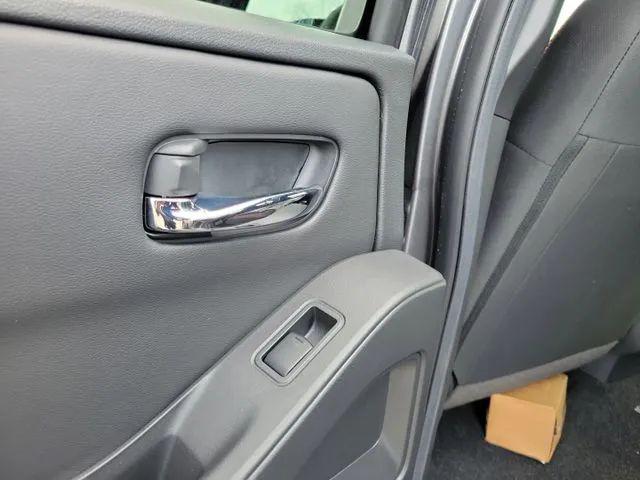 2025 Nissan Frontier Crew Cab PRO-4X 4x4