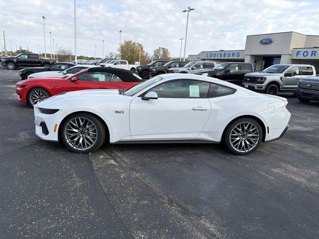 2025 Ford Mustang GT Premium Fastback