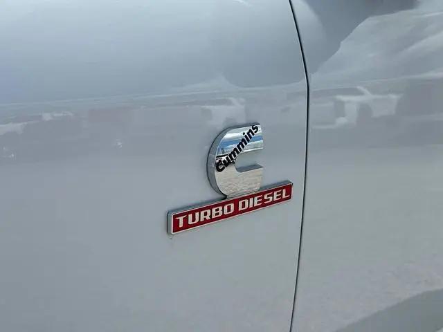 2025 Ram 2500 Tradesman Crew Cab 4x4 6'4" Box
