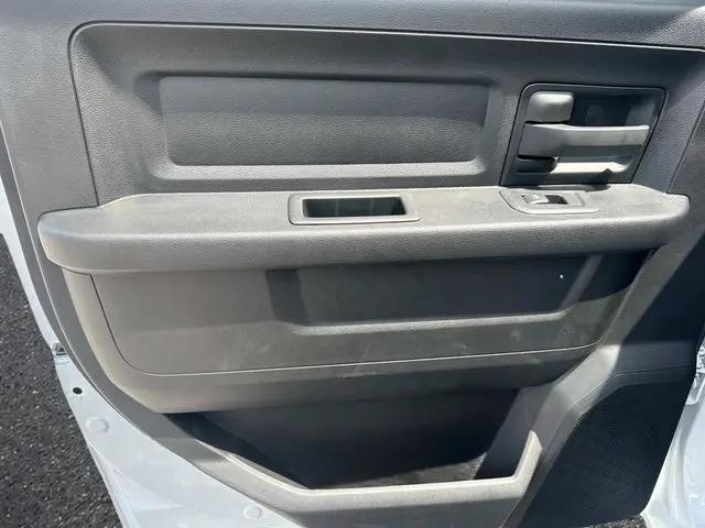 2025 Ram 2500 Tradesman Crew Cab 4x4 6'4" Box
