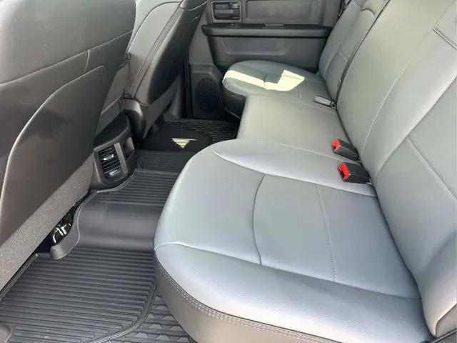 2025 Ram 2500 Tradesman Crew Cab 4x4 6'4" Box
