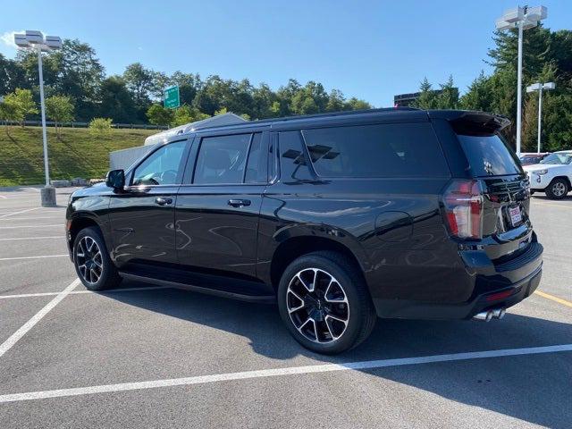 2023 Chevrolet Suburban 4WD RST