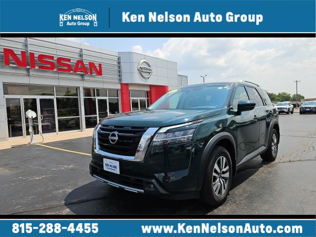 2022 Nissan Pathfinder SL 4WD