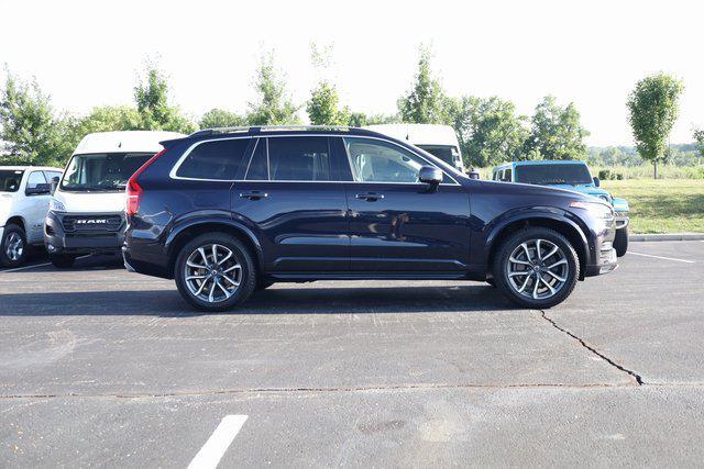 2017 Volvo XC90 T6 Momentum