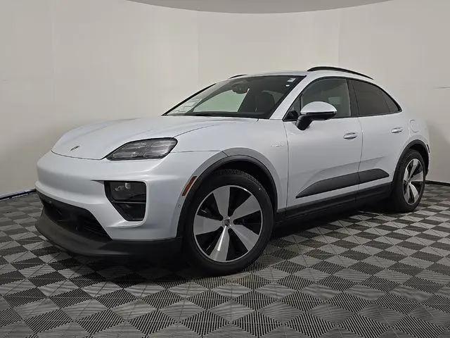 2025 Porsche Macan Electric Electric for sale in Waukesha, WI