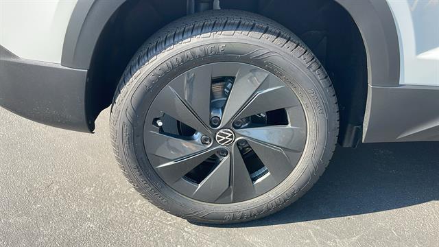 2025 Volkswagen Taos 1.5T S