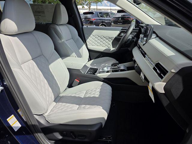 2025 Mitsubishi Outlander PHEV SEL S-AWC