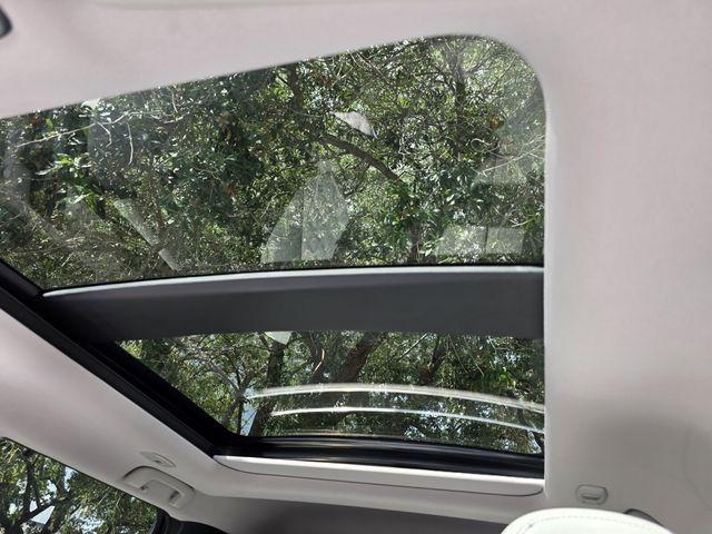 2025 Mitsubishi Outlander PHEV SEL S-AWC