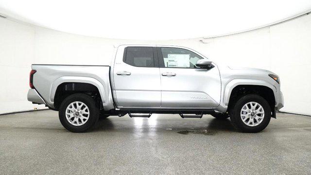 2025 Toyota Tacoma SR5 4WD