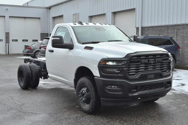 2026 RAM Ram 3500 Chassis Cab RAM 3500 TRADESMAN CHASSIS REGULAR CAB 4X4 60 CA 2026 RAM Ram 3500 Chassis Cab RAM 3500 TRADESMAN CHASSIS REGULAR CAB 4X4 60 CA