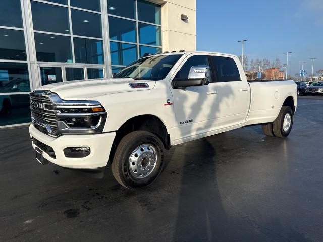 2026 RAM Ram 3500 RAM 3500 LARAMIE CREW CAB 4X4 8 BOX