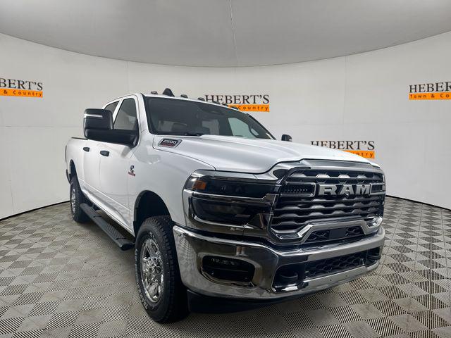 2026 RAM Ram 2500 RAM 2500 TRADESMAN CREW CAB 4X4 64 BOX