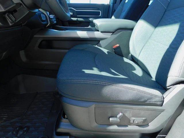 2026 Ram 3500 Big Horn Crew Cab 4x4 6'4" Box